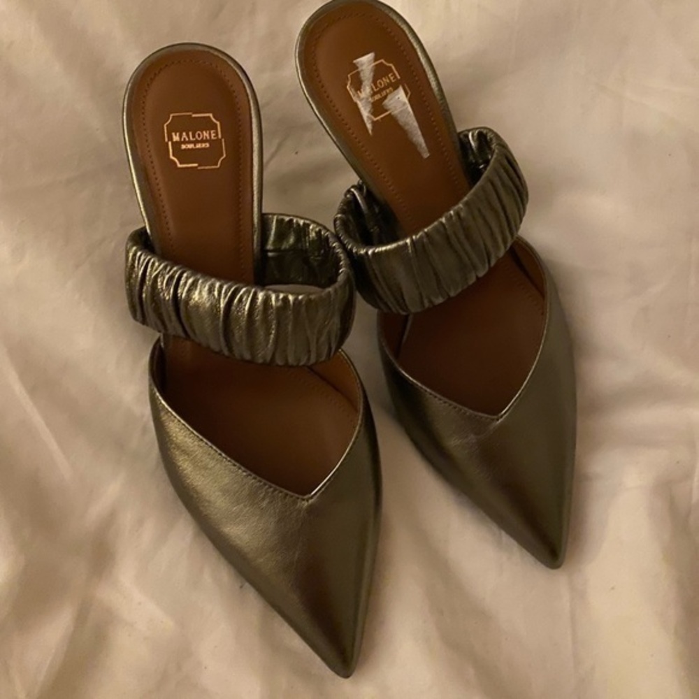 Malone Souliers metallic heels
